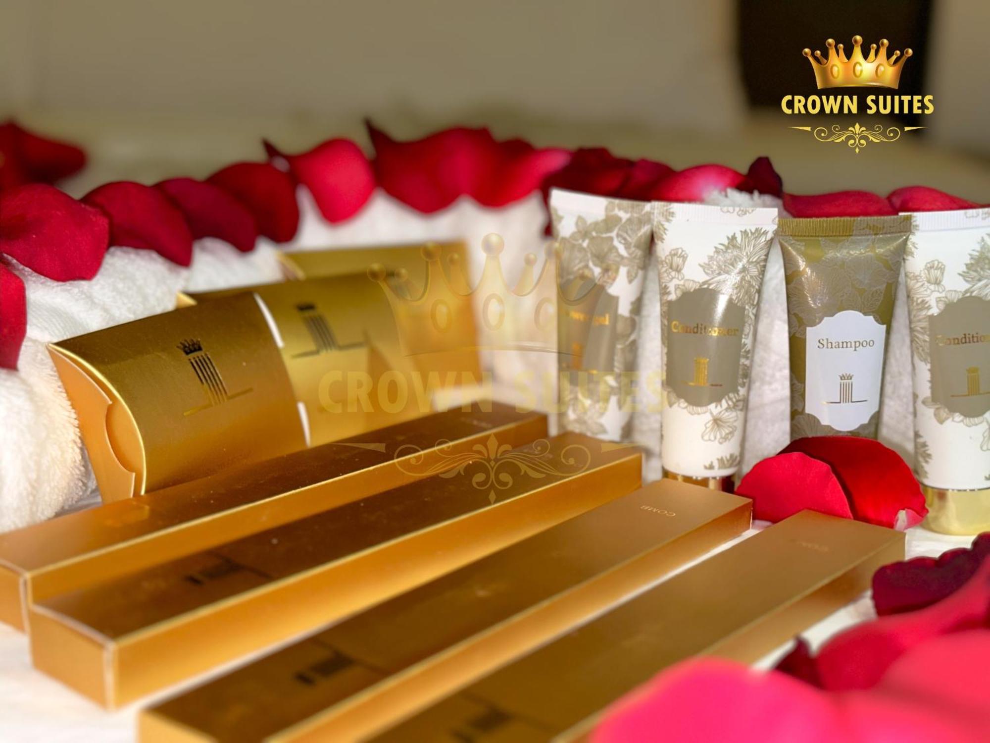 Crown Suites Tropicana Klcc Kuala Lumpur City Center Rum bild