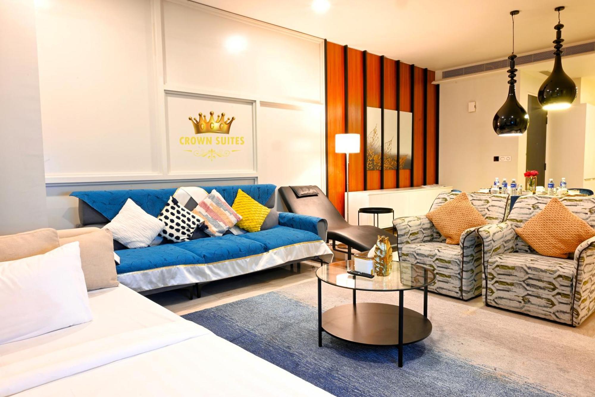 Crown Suites Tropicana Klcc Kuala Lumpur City Center Exteriör bild