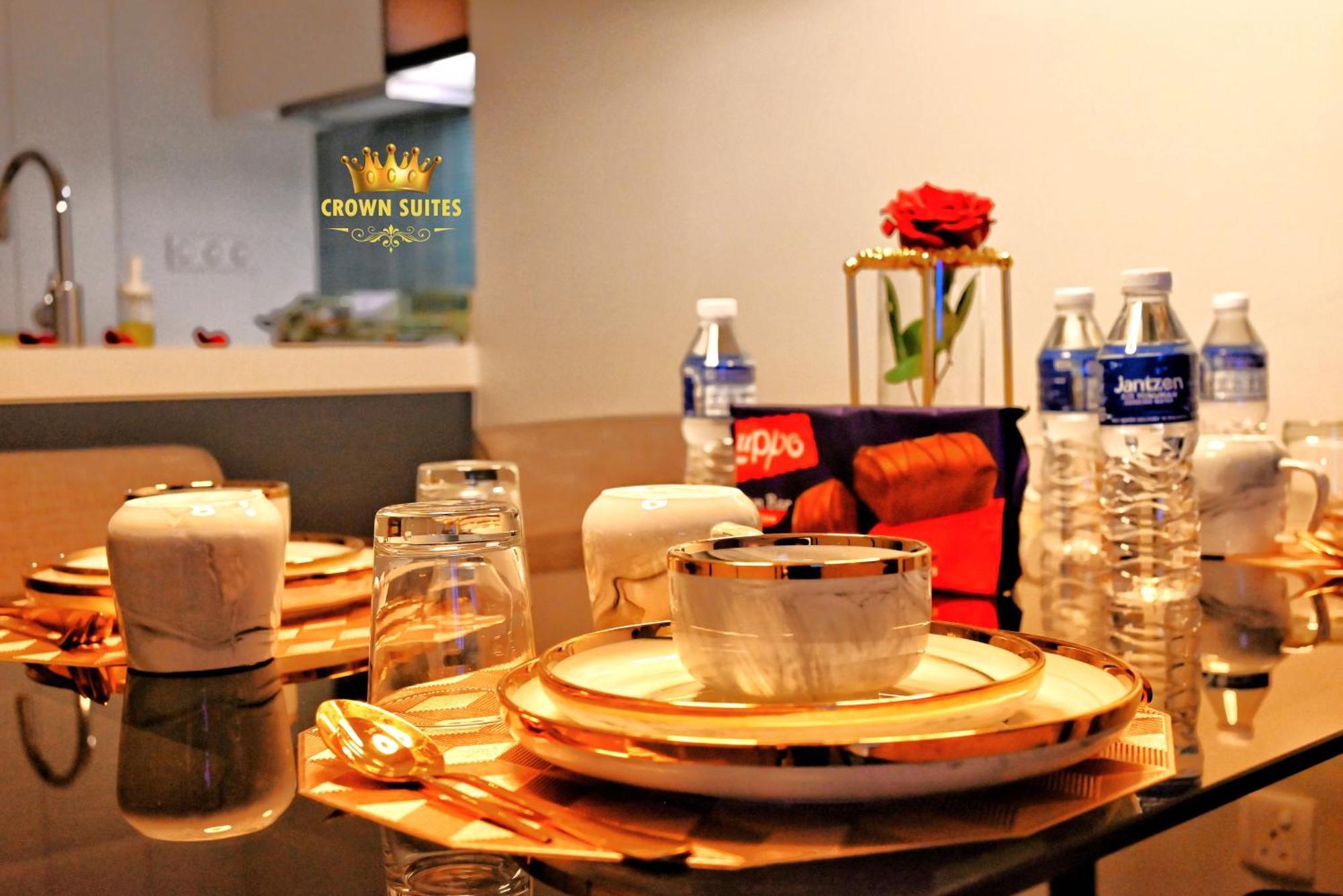 Crown Suites Tropicana Klcc Kuala Lumpur City Center Exteriör bild