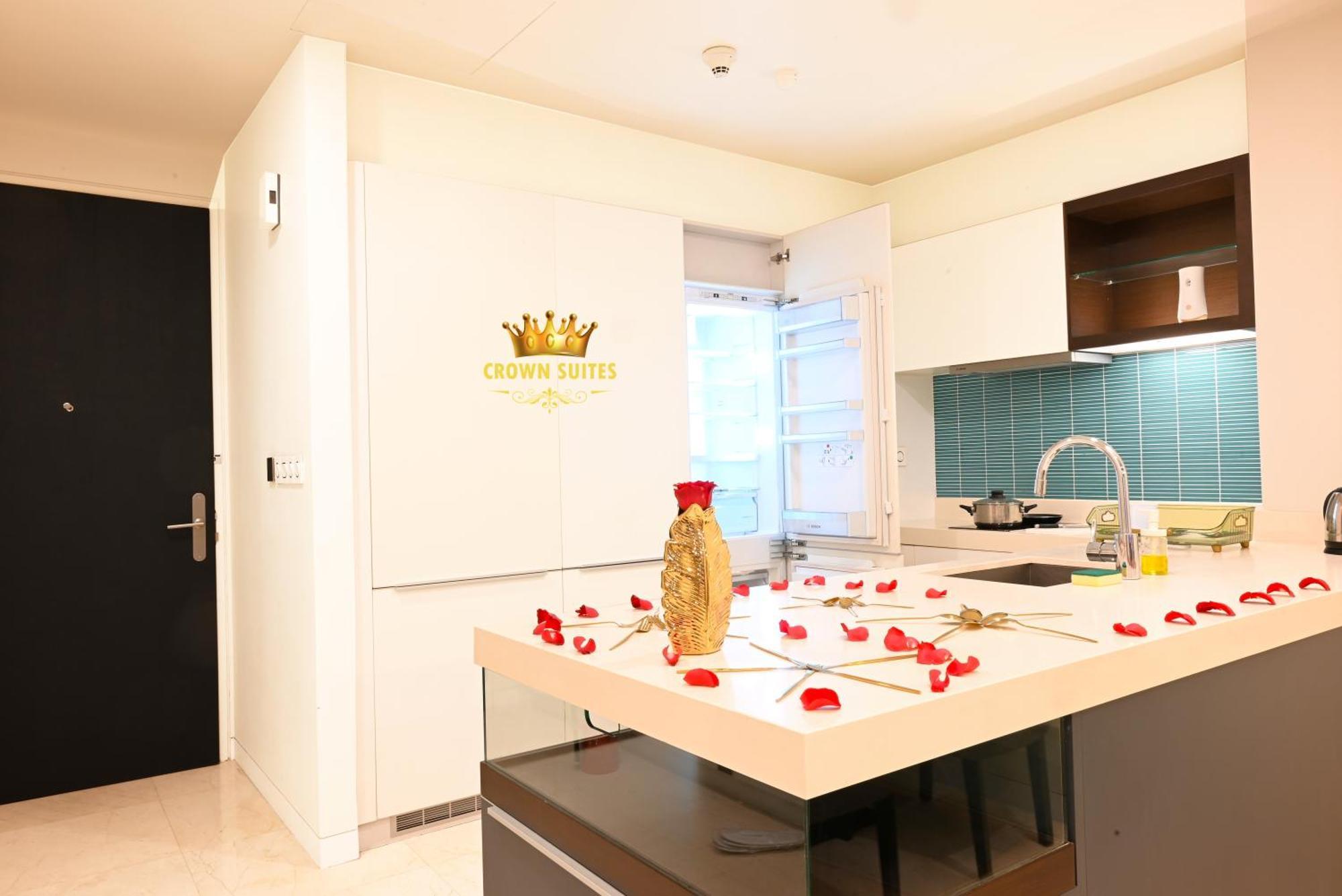 Crown Suites Tropicana Klcc Kuala Lumpur City Center Exteriör bild